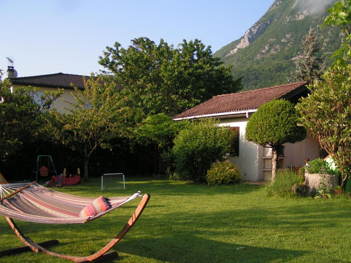 Les Champs Dores Noyarey Exterior photo